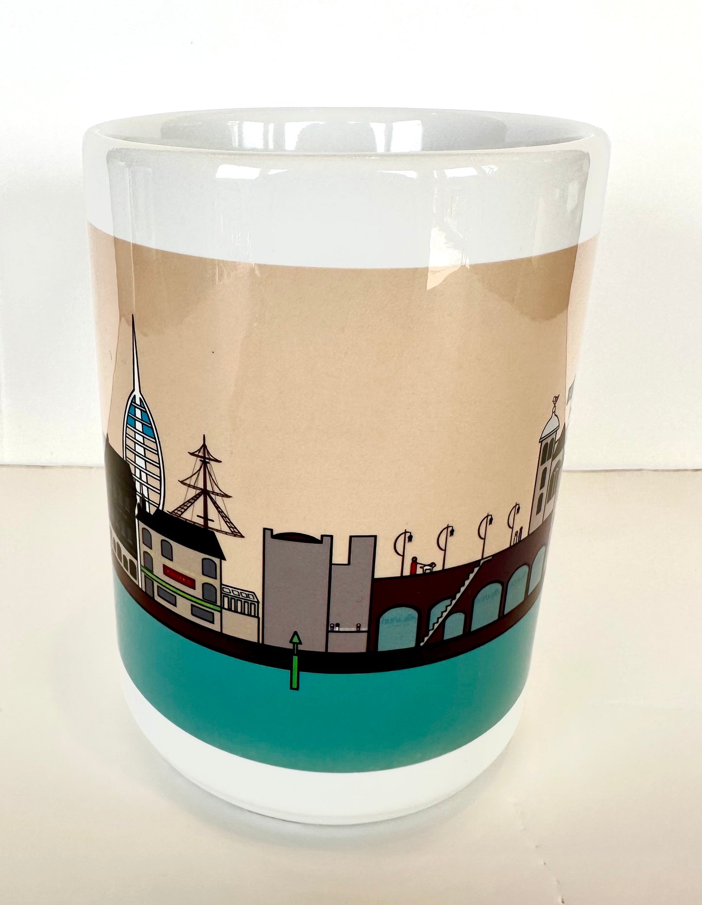 Old Portsmouth - Hotwalls Spinnaker Ferry , Portsmouth - XXL Mug